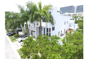 8219 NW 34th St, Doral, FL 33122, Sold 07/14/23