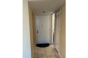8065 SW 107th Ave APT 204, Miami, FL 33173, Sold 07/10/23