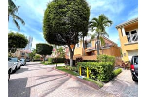 20758 NE 37th Ave, Aventura, FL 33180, Sold 02/28/24