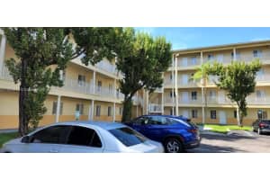 6940 NW 179th St Apt 403-7, Hialeah, FL 33015, Sold 06/20/23