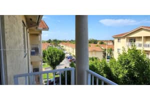 6940 NW 179th St Apt 403-7, Hialeah, FL 33015, Sold 06/20/23