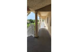 6940 NW 179th St Apt 403-7, Hialeah, FL 33015, Sold 06/20/23