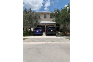 10495 NW 69th Terrace, Doral, FL 33178, Sold 11/09/23