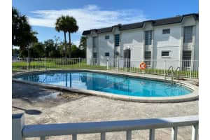 7232 SW 94th Pl APT E7, Miami, FL 33173, Sold 08/01/23