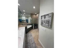 8253 Tivoli Dr, Orlando, FL 32836, Sold 06/27/23