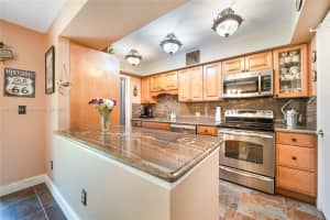 8401 SW 107th Ave #214e, Miami, FL 33173, Sold 08/04/23