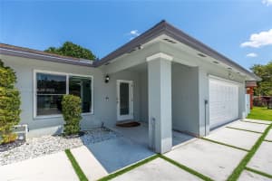 1070 SW 128th Dr, Davie, FL 33325, Sold 09/29/23