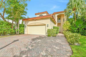 1645 Diplomat Dr, Miami, FL 33179, Sold 09/14/23