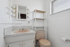 2200 Park Ln APT 108, Hollywood, FL 33021, Sold 12/18/23