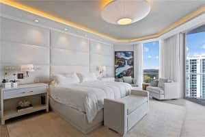 17111 Biscayne Blvd UNIT 2205, Aventura, FL 33160, Sold 11/30/23