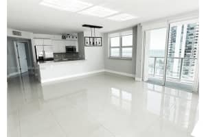 1155 Brickell Bay Dr APT 1801, Miami, FL 33131, Sold 06/29/23