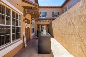 14720 SW 6th St, Pembroke Pines, FL 33027, Sold 07/03/23