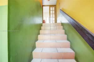 655 W Park Dr Apt 11-12, Miami, FL 33172, Sold 06/28/23