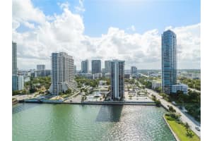 600 NE 36th St APT 1417, Miami, FL 33137, Sold 07/24/23