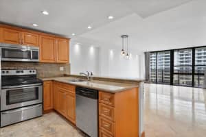 600 NE 36th St APT 1417, Miami, FL 33137, Sold 07/24/23