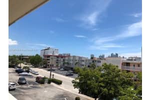 455 Golden Isles Dr APT 305, Hallandale Beach, FL 33009, Sold 09/04/23