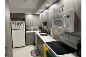 9240 Fontainebleau Blvd APT 101, Miami, FL 33172, Sold 08/31/23