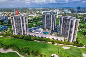 20335 W Country Club Dr APT 1108, Aventura, FL 33180, Sold 08/28/23
