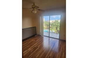 1820 W 53rd St APT 403, Hialeah, FL 33012, Sold 09/14/23