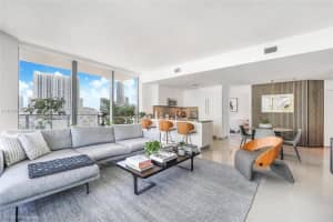 88 SW 7th St Apartment 1012, Miami, FL 33130, Sold 07/17/23