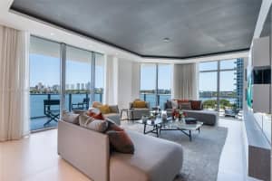 17301 Biscayne Blvd APT 709, Aventura, FL 33160, Sold 01/24/24