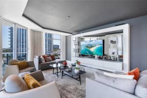 17301 Biscayne Blvd APT 709, Aventura, FL 33160, Sold 01/24/24