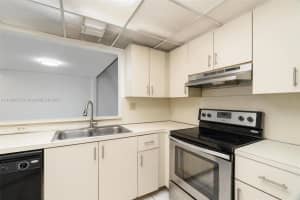 10249 NW 9th St Cir # 209-8, Miami, FL 33172, Sold 07/14/23