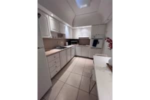 3801 S Ocean Dr #2r, Hollywood, FL 33019, Sold 09/18/23