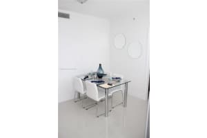 92 SW 3rd St APT 1406, Miami, FL 33130, Sold 10/02/23