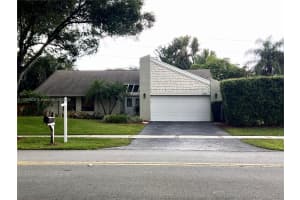 750 E Plantation Cir, Plantation, FL 33324, Sold 07/31/23