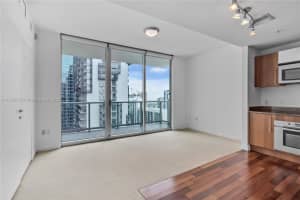 300 S Biscayne Blvd t 3309, Miami, FL 33131, Sold 09/29/23