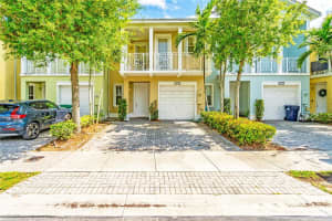 10718 NW 76th Ln, Medley, FL 33178, Sold 08/21/23