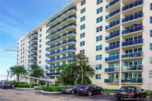 7501 E Treasure Dr #7g, North Bay Village, FL 33141, Sold 07/12/23