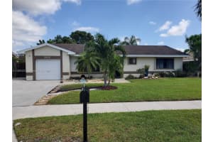 5925 NW 200th St, Hialeah, FL 33015, Sold 07/05/23
