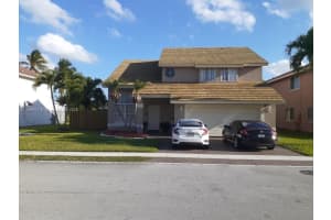 12142 NW 35th St, Sunrise, FL 33323, Sold 08/12/23