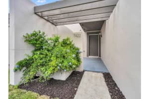 7422 SW 105th Pl, Miami, FL 33173, Sold 06/09/23