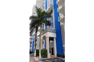 5085 NW 7th St, Miami, FL 33126, Sold 11/02/23