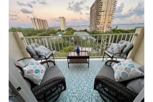 11111 Biscayne Blvd, Miami, FL 33181, Sold 10/06/23
