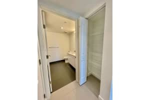 1600 NE 1st Ave Apt 3115, Miami, FL 33132, Sold 09/05/23