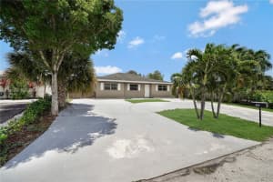 452 Waseca Dr, Lake Worth, FL 33462, Sold 07/20/23
