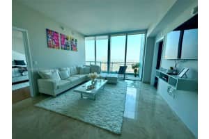 92 SW 3rd St APT 5208, Miami, FL 33130, Sold 07/21/23