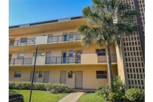 200 Ashbury Rd APT 211, Hollywood, FL 33024, Sold 10/31/23