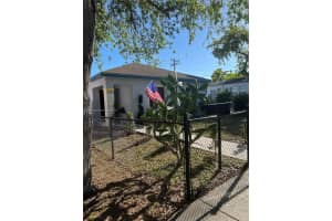 2252 Hope St, Hollywood, FL 33020, Sold 08/17/23
