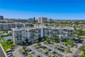 1000 Parkview Dr APT 418, Hallandale Beach, FL 33009, Sold 06/21/23