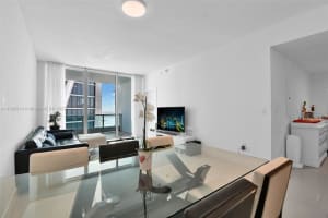 900 Biscayne Bay, 900 Biscayne Blvd APT 4510, Miami, FL 33132, Sold 09/05/23