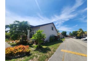 8433 NW 189th St APT 1107, Hialeah, FL 33015, Sold 10/02/23