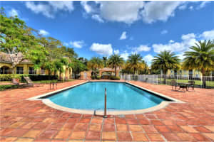2600 S University Dr APT 101, Davie, FL 33328, Sold 07/17/23