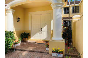 1627 Passion Vine Cir # 15-3, Weston, FL 33326, Sold 07/12/23