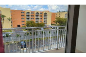 6960 Miami Gardens Dr 2 420, Hialeah, FL 33015, Sold 09/08/23