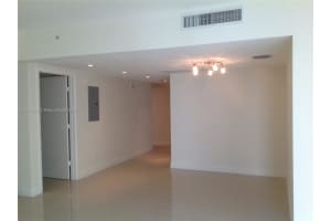 92 SW 3rd St APT 2205, Miami, FL 33130, Sold 09/22/23